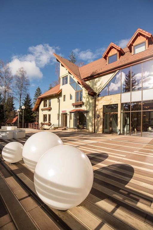 Hotel Vila Pinul Si Mesteacanul Poiana Brașov Exterior foto